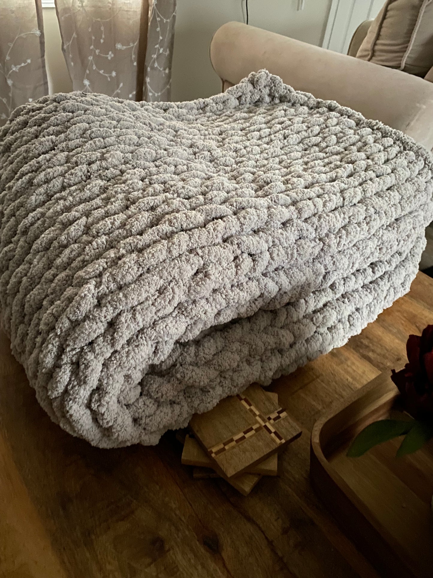 Hand-knit Chunky Blanket