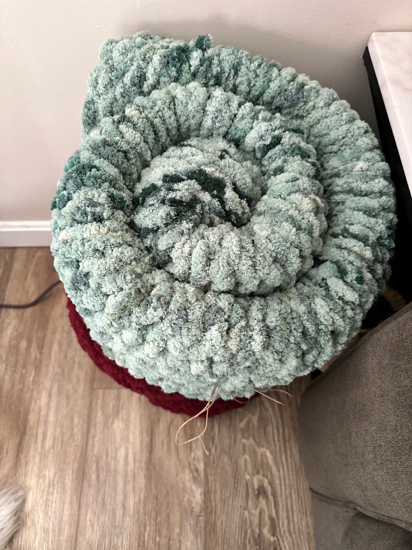 Hand-knit Chunky Blanket